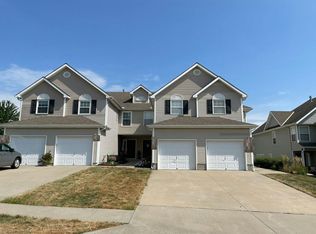 8606 NE 97th St, Kansas City, MO 64157