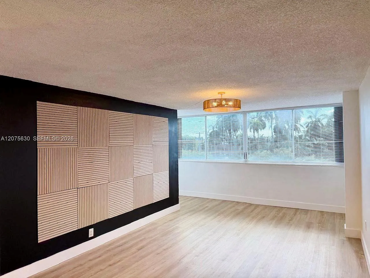 Half Moon Towers Condo — Photo 1