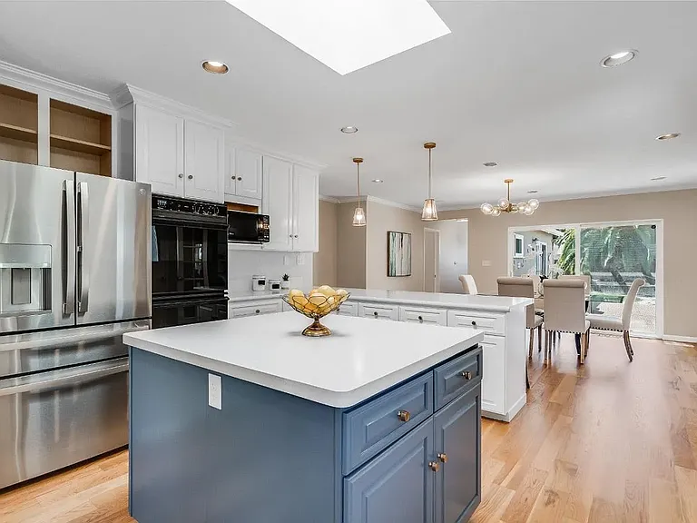 380 Wilton Ave — Photo 20