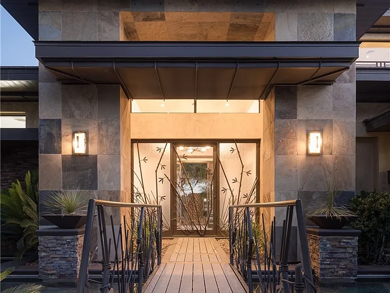 17 Soaring Bird Ct — Photo 5