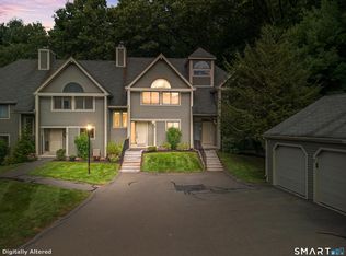 Rivermead, Avon, CT 06001