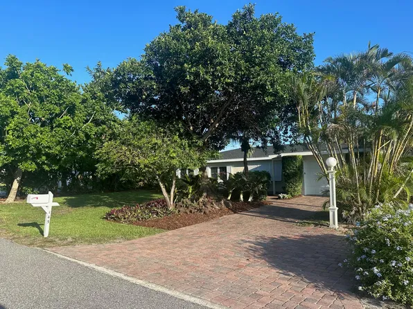 145 Sea Crest Dr, Melbourne Beach, FL 32951