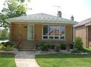 8960 S Cornell Ave, Chicago, IL 60617