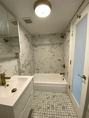 Rented by Compass | media 41