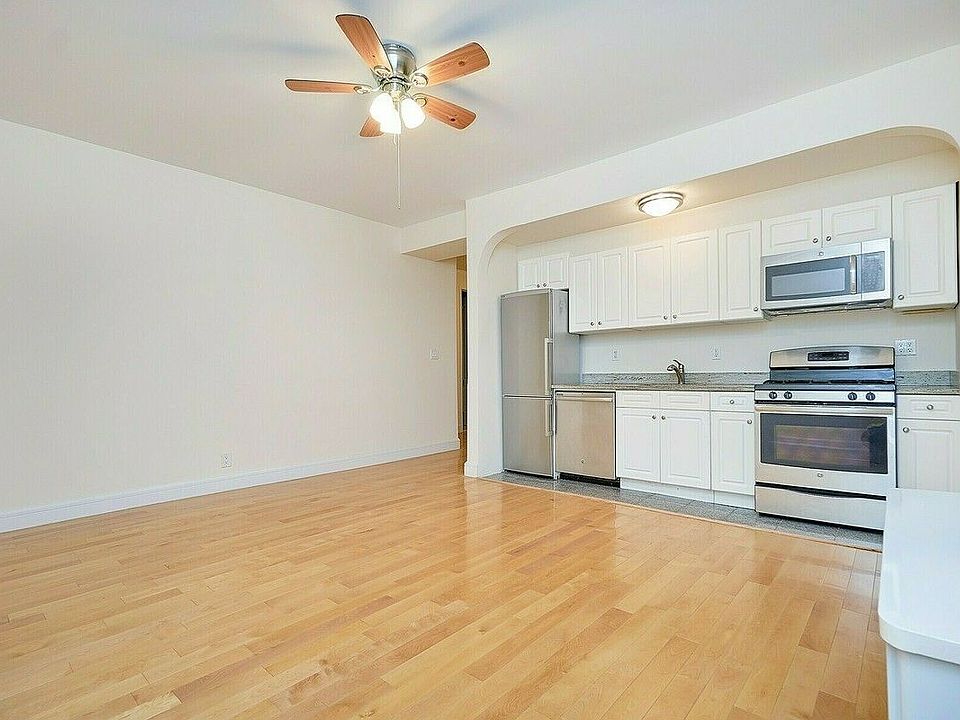 1st image of 31 Ocean Pkwy APT 1E