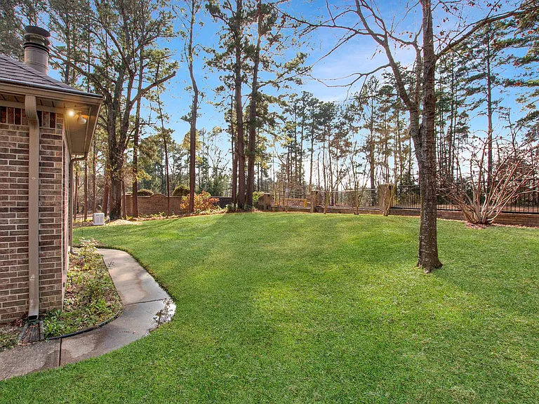 13310 White Tail Dr — Photo 38