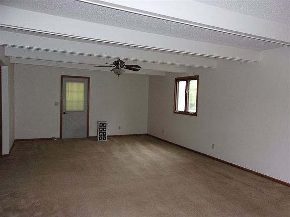 3rd image of 313 Meek Ave