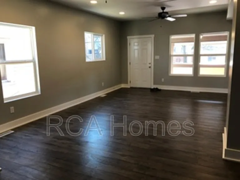 1008 E Palmer St — Photo 3