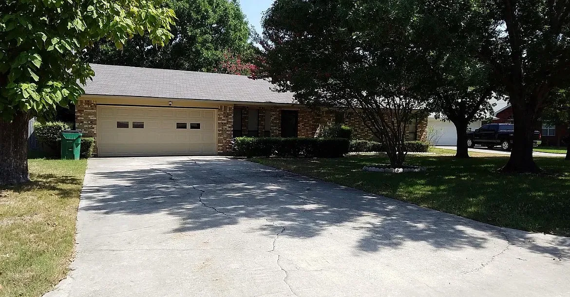 3 bed, 1500 sqft, $1,750 — Photo 2