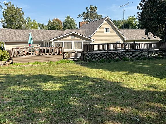 3rd image of 13916 Leisure Ln