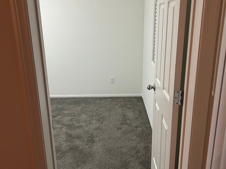 1st image of 3734 Coleus Ave