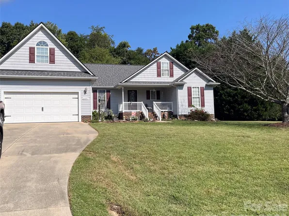 6497 Fly A Way Dr, Denver, NC 28037