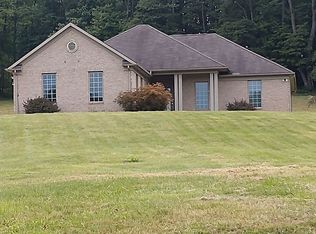 4297 Blacksnake Hill Rd NE, Dover, OH 44622