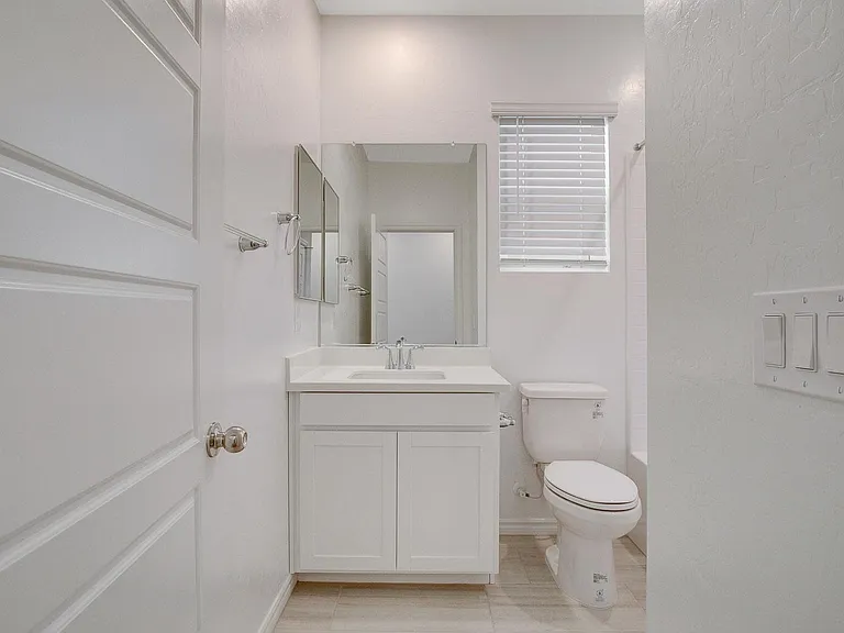 4348 Outlook Vista Ave — Photo 25