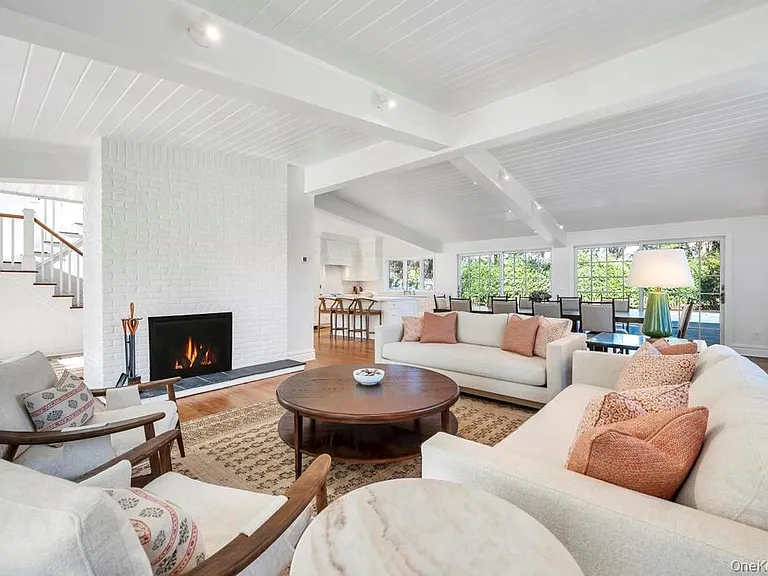 1 Cooper Ln — Photo 15