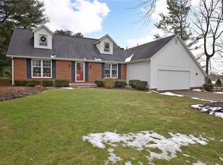 8254 Sharon Ave NW, Canton, OH 44720