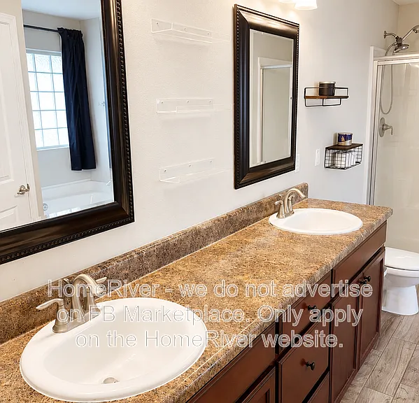 1879 Bay Pine Cir — Photo 53