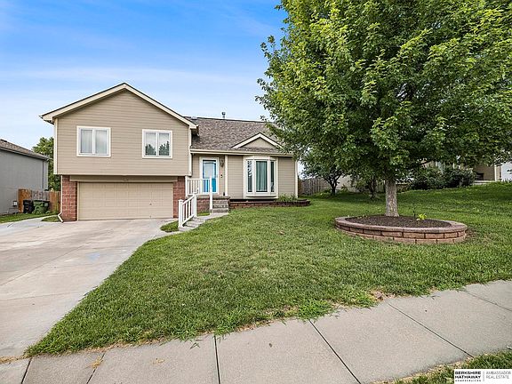4th image of 1704 Southview Dr