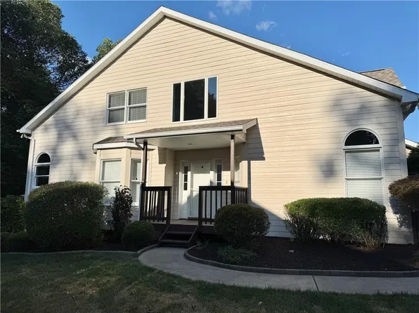 104 Point View Ct, Greensburg, PA 15601