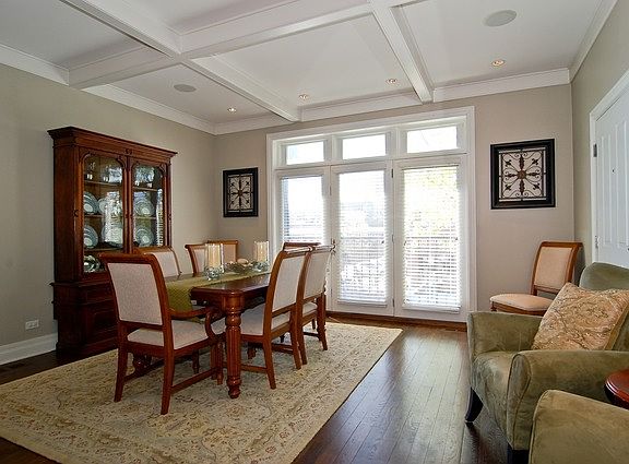 5th image of 1444 W Montrose Ave APT 1E