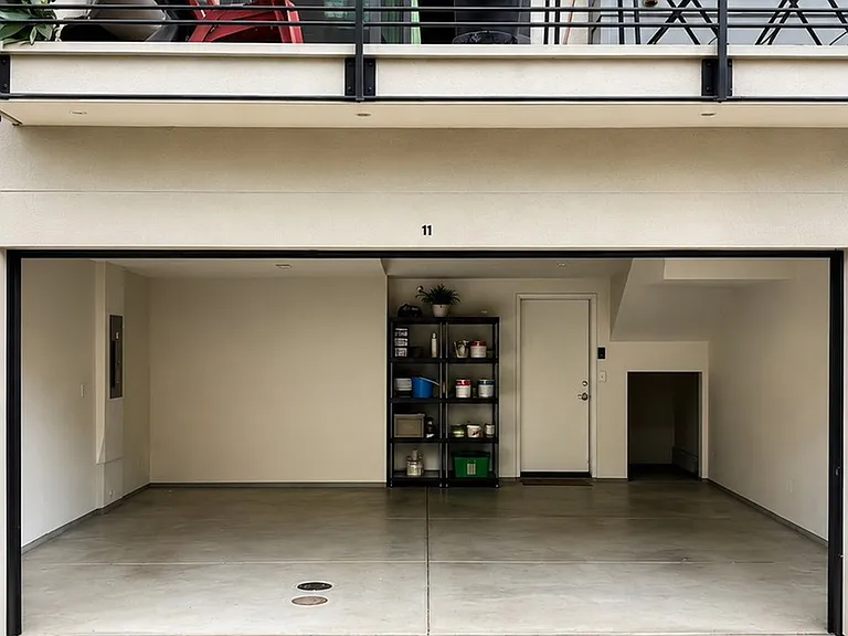 3901 Eagle Rock Blvd — Photo 11
