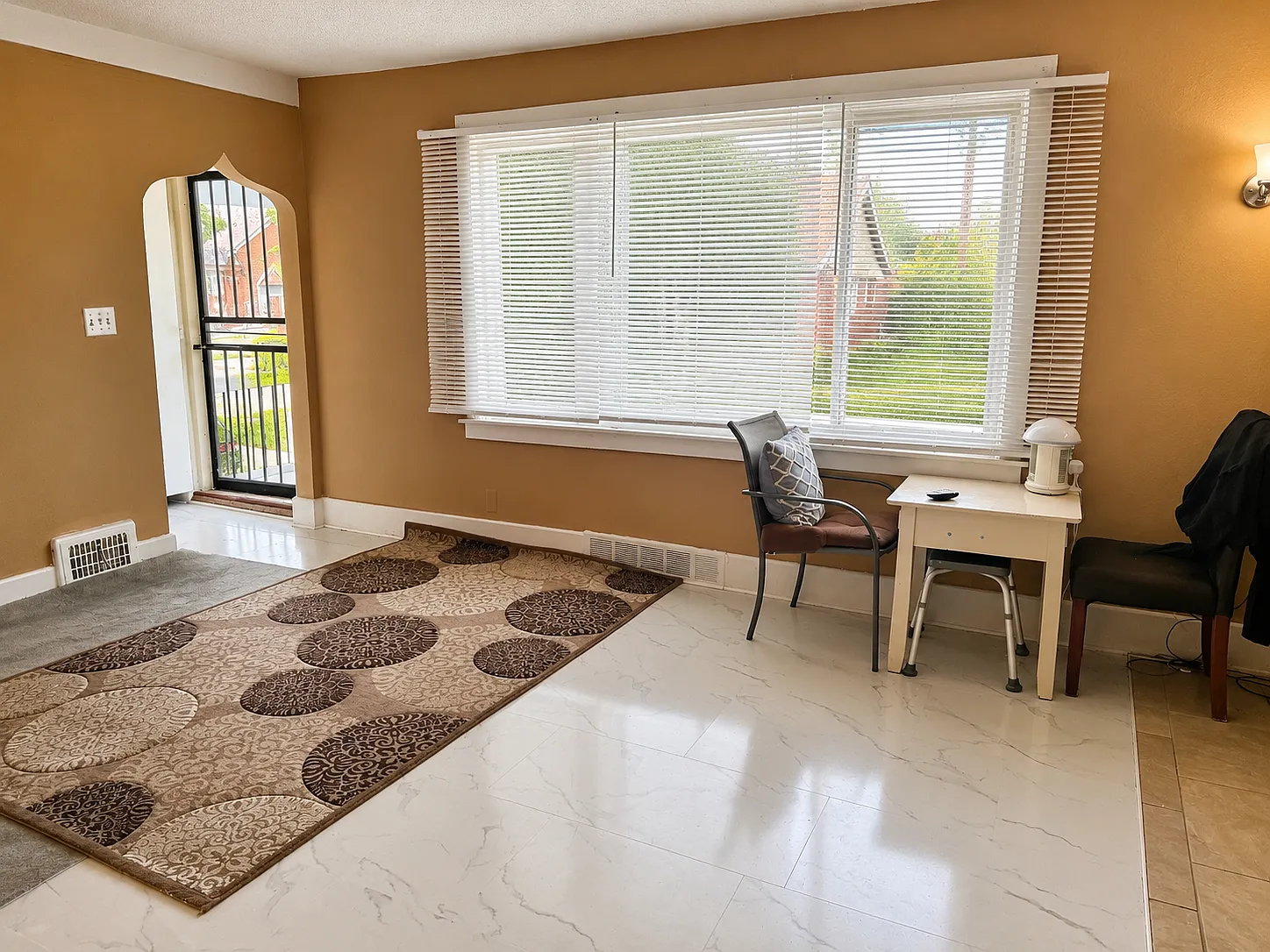 14877 Lesure St - MI - 1 — Photo 3