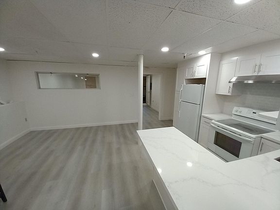 2nd image of 51 Boardman Pl #51B