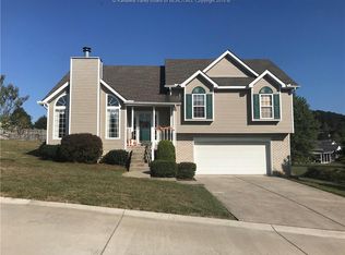 1536 Thistlewood Cir, Hurricane, WV 25526