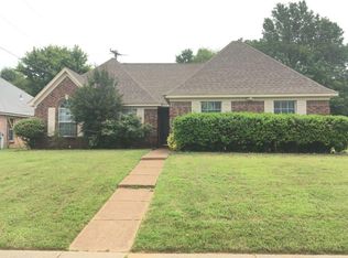 1084 Cathedral Ln, Cordova, TN 38018