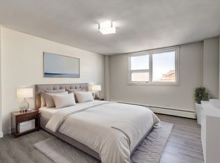10167 118th St NW, Edmonton, AB T5K 2M9