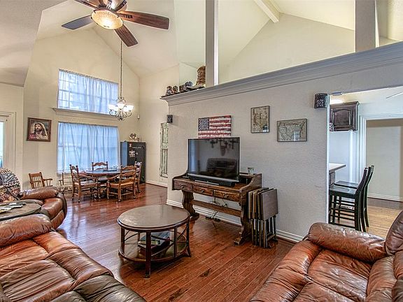 5th image of 117 Chimney Rock Ct