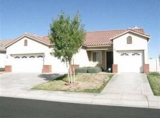 10241 Daylily St, Apple Valley, CA 92308