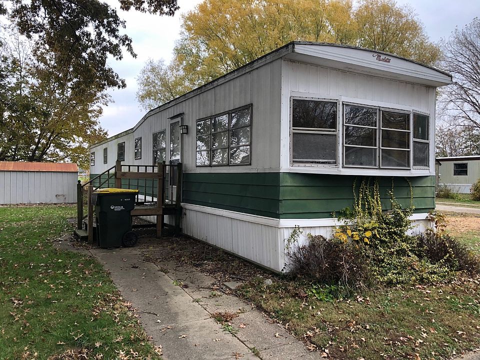 2nd image of 530 Reynolds Dr #57