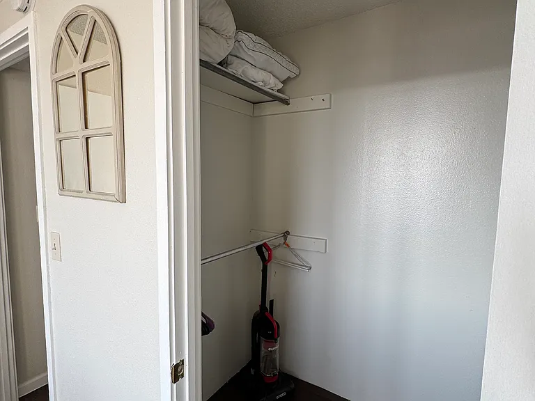 450 W 7th St #907 — Photo 12