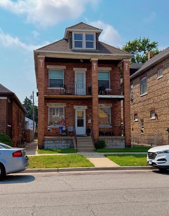 1st image of 4810 Northcote Ave