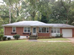 2055 Holly Hill Dr, Decatur, GA 30032