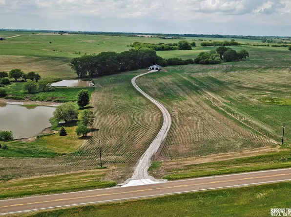 29304 S 162nd St, Adams, NE 68301