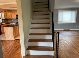 201 Broughton Rd, Bethel Park, PA 15102