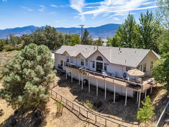 26321 Oakflat Dr, Tehachapi, CA 93561