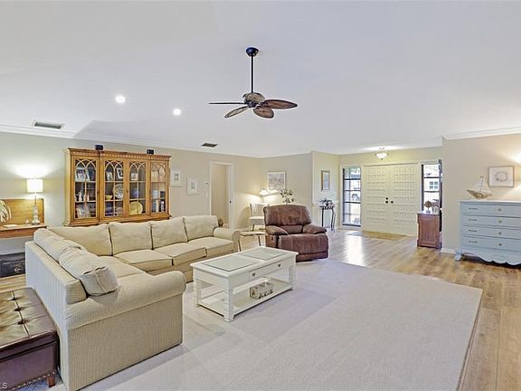 2nd image of 5890 Cypress Hollow Way