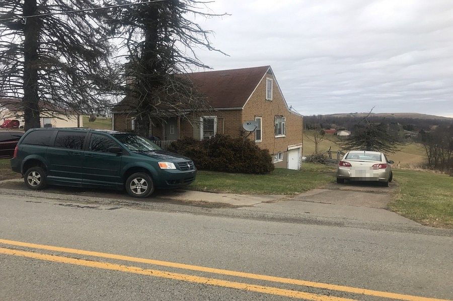 2nd image of 527 Malone Ridge Rd