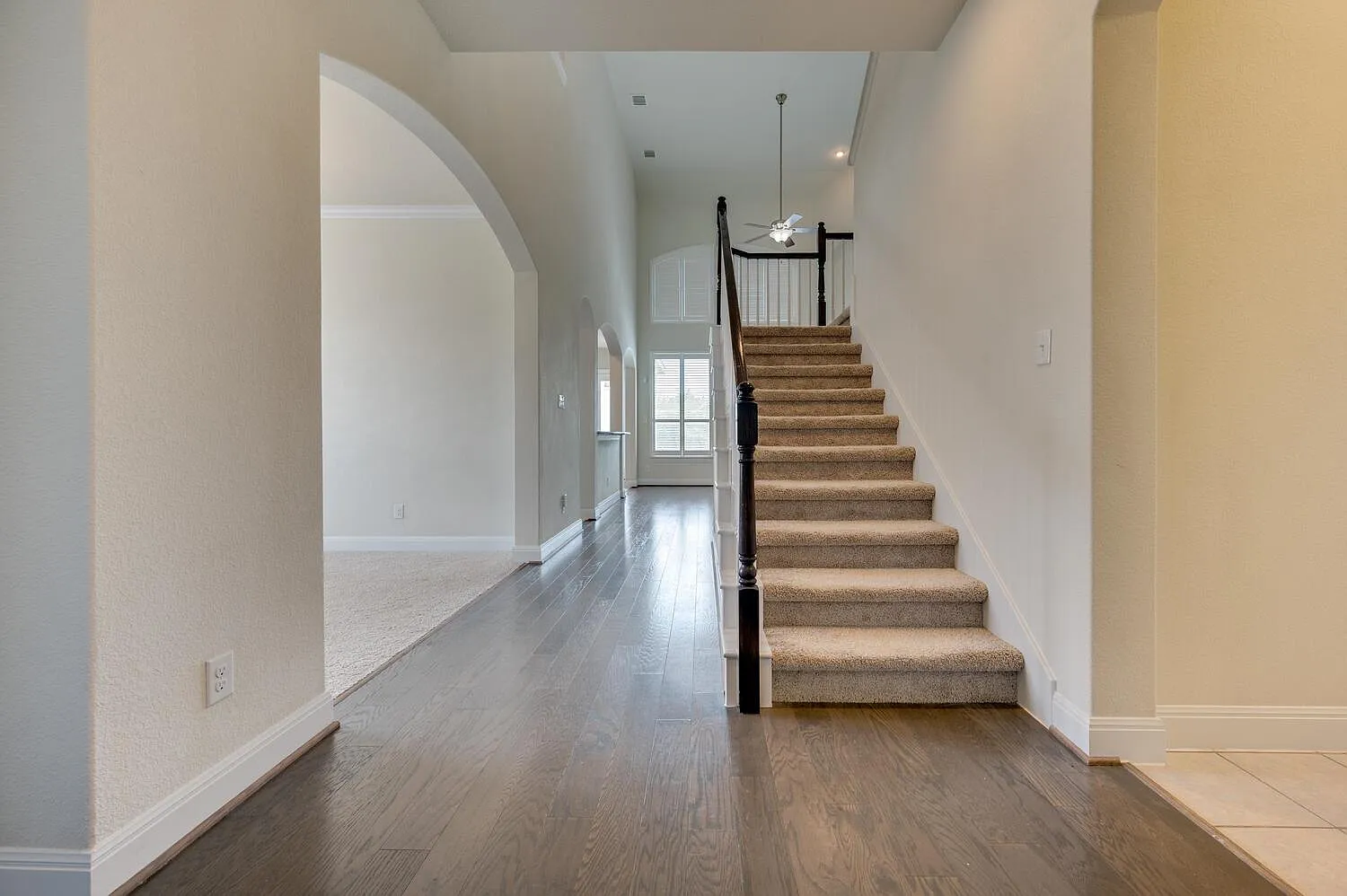 5 bed, 3.0 bath, 3628 sqft, $3,150 — Photo 4