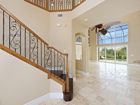 3rd image of 6566 Arroyo Dr