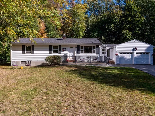 156 Walnut St, Reading, MA 01867