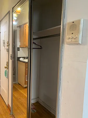 Rented by Bond New York | media 20