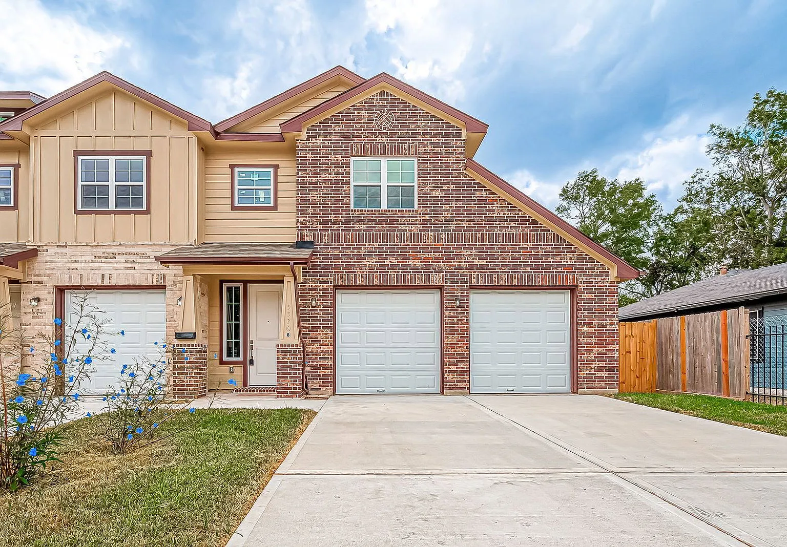 3 bed, 2.5 bath, 1350 sqft, $1,900 — Photo 4