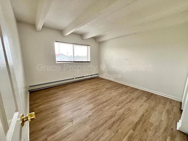 1180 Yosemite St #301 — Photo 9