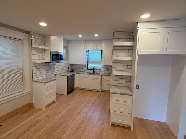 10 Reeb Ave, Columbus, OH 43207