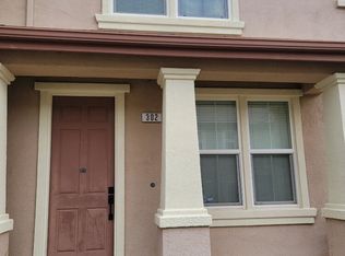 302 Blossom Rock Ln, Folsom, CA 95630