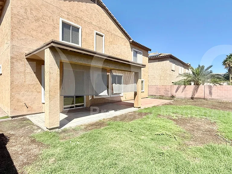 1613 S 174th Ln — Photo 28